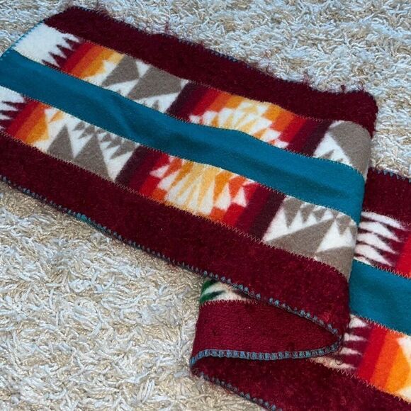 Beautiful Vintage Coloratura Southwest Wool Scarf Aztec Made in the USA  6ft - Picture 13 of 14